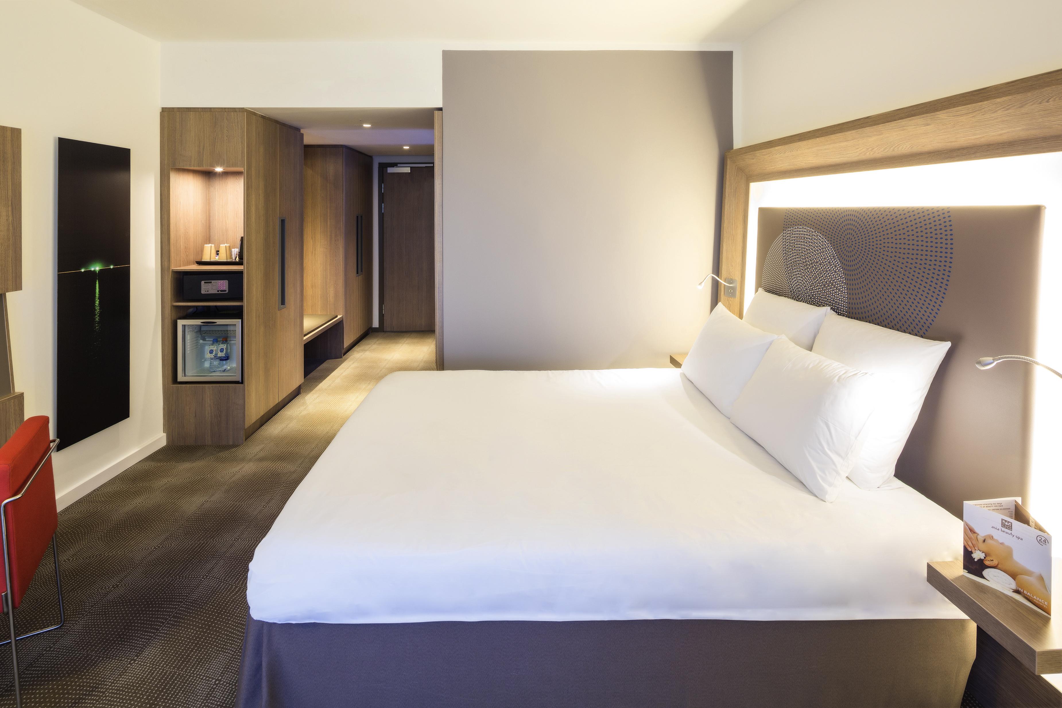 Novotel Paris 17 Екстер'єр фото