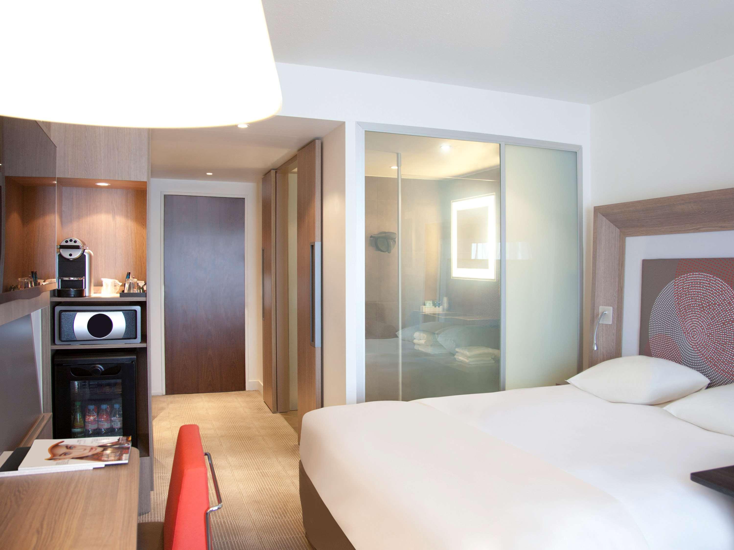 Novotel Paris 17 Екстер'єр фото
