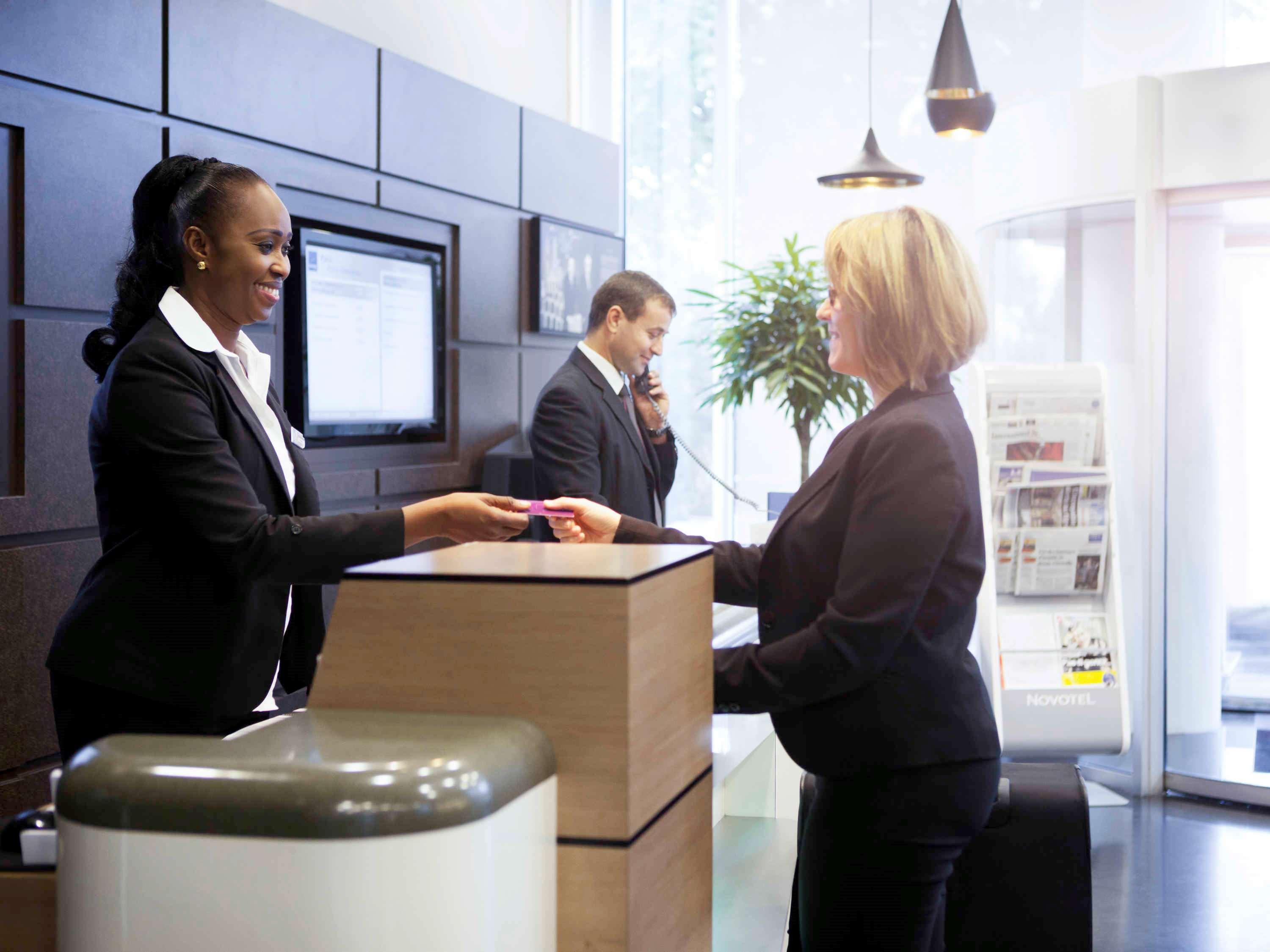 Novotel Paris 17 Екстер'єр фото