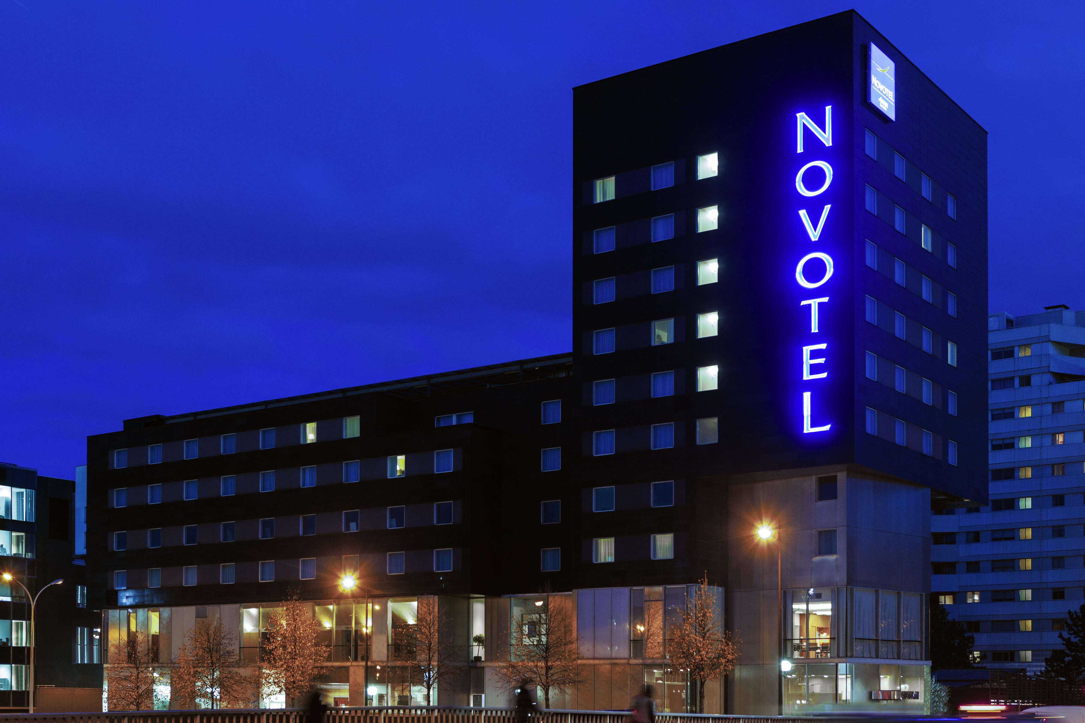 Novotel Paris 17 Екстер'єр фото