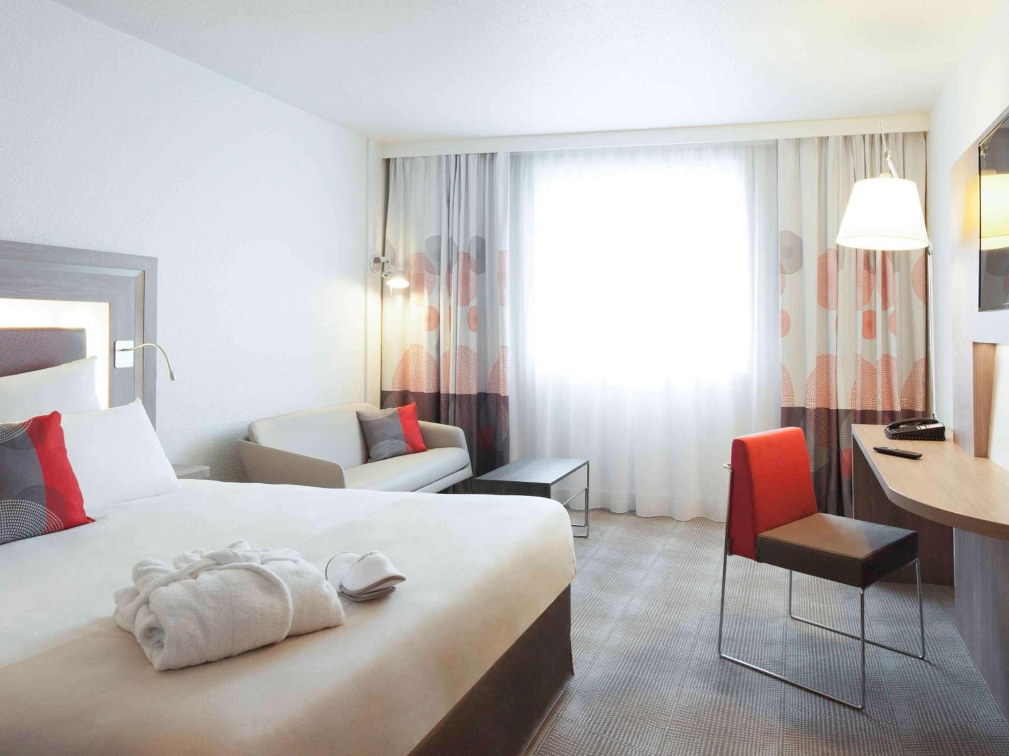 Novotel Paris 17 Екстер'єр фото