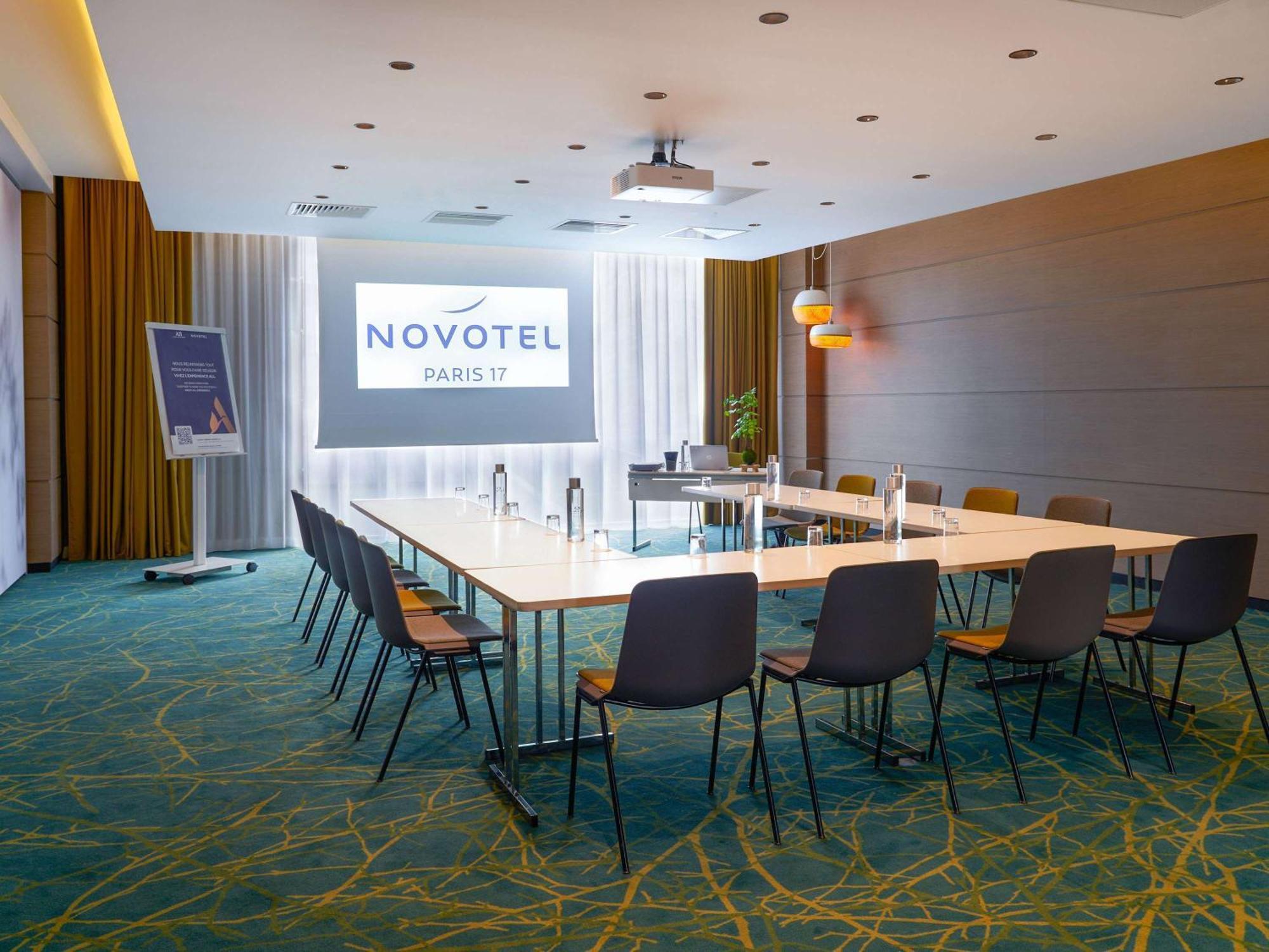 Novotel Paris 17 Екстер'єр фото