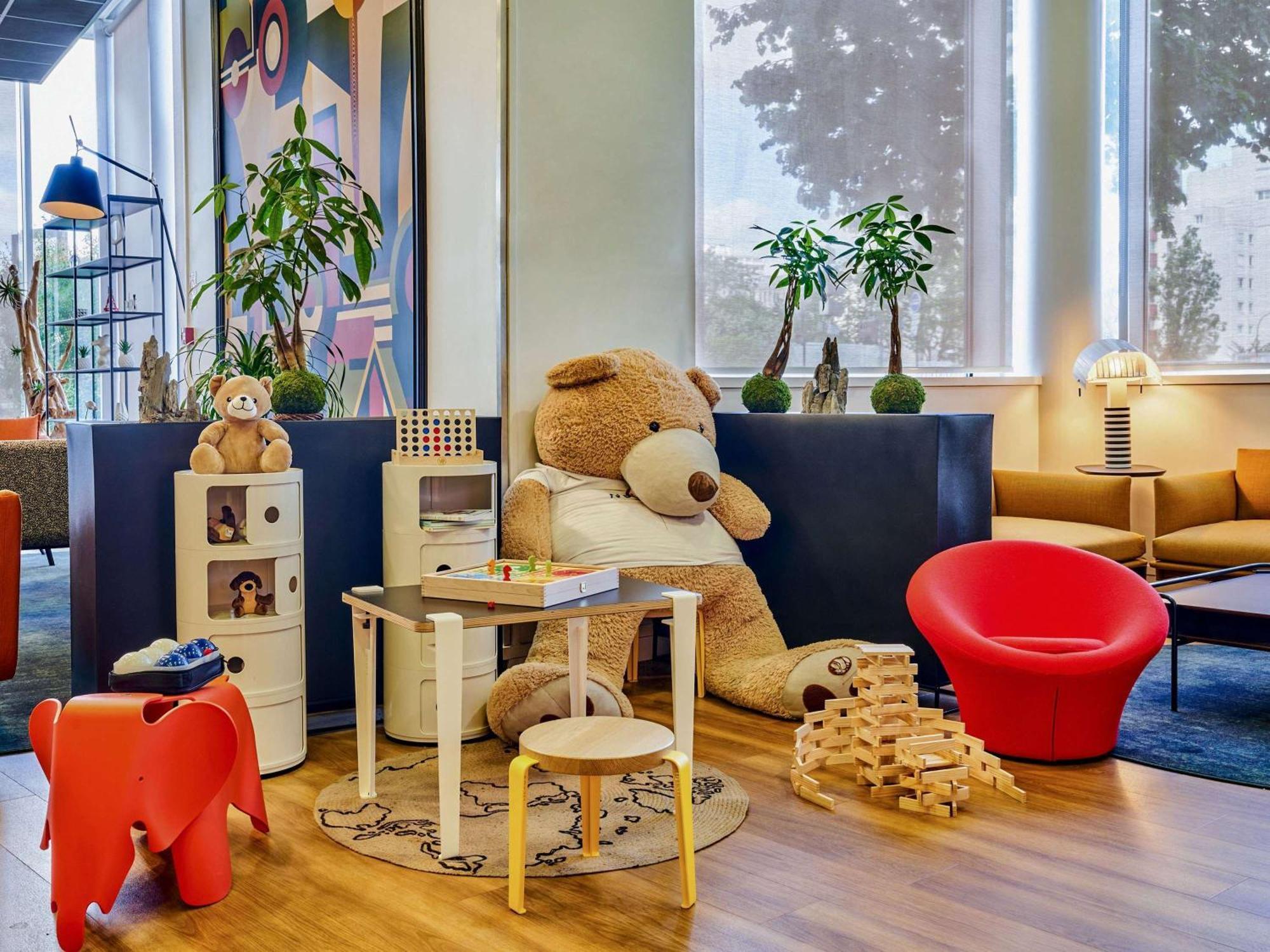 Novotel Paris 17 Екстер'єр фото